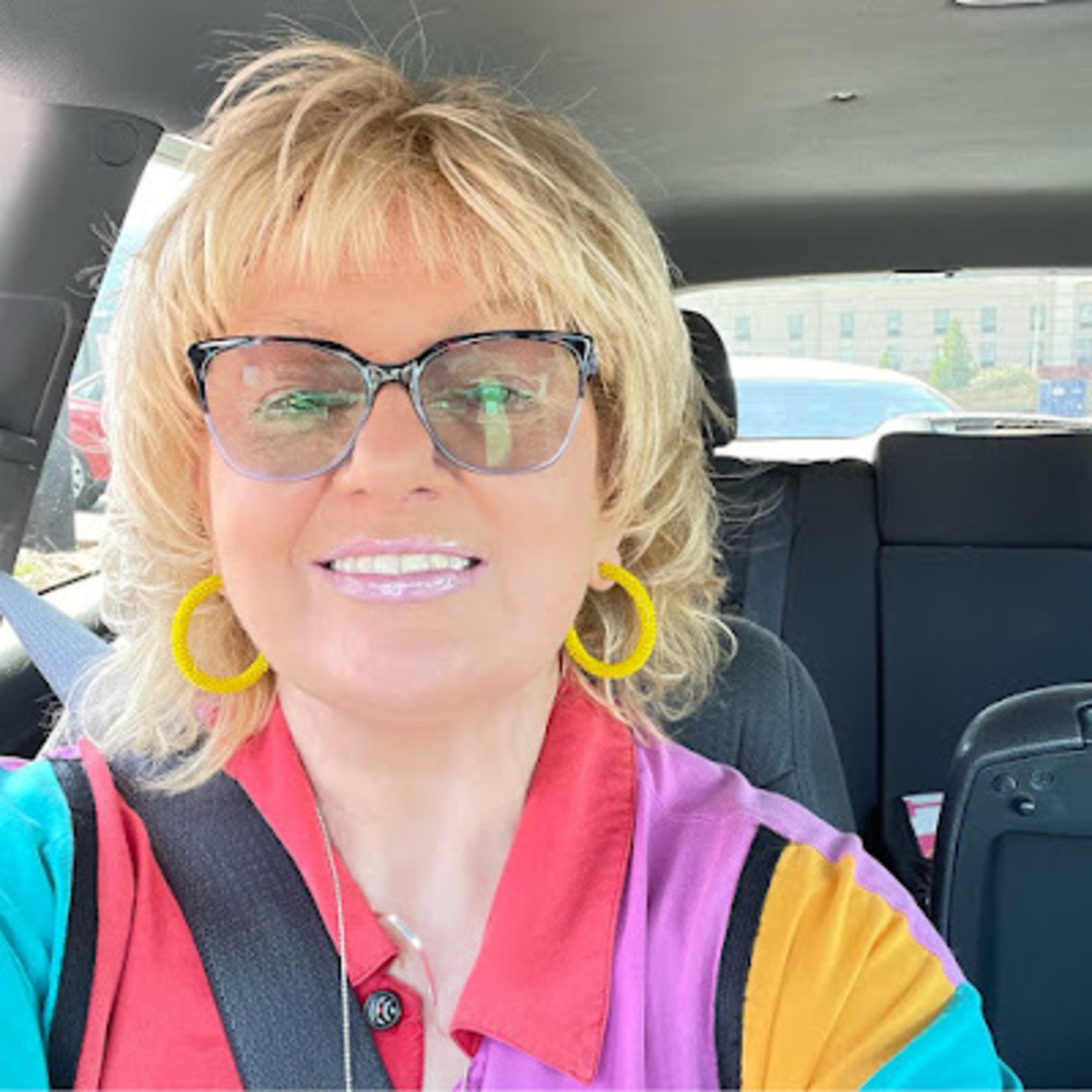 Meet your Posher, Cathy